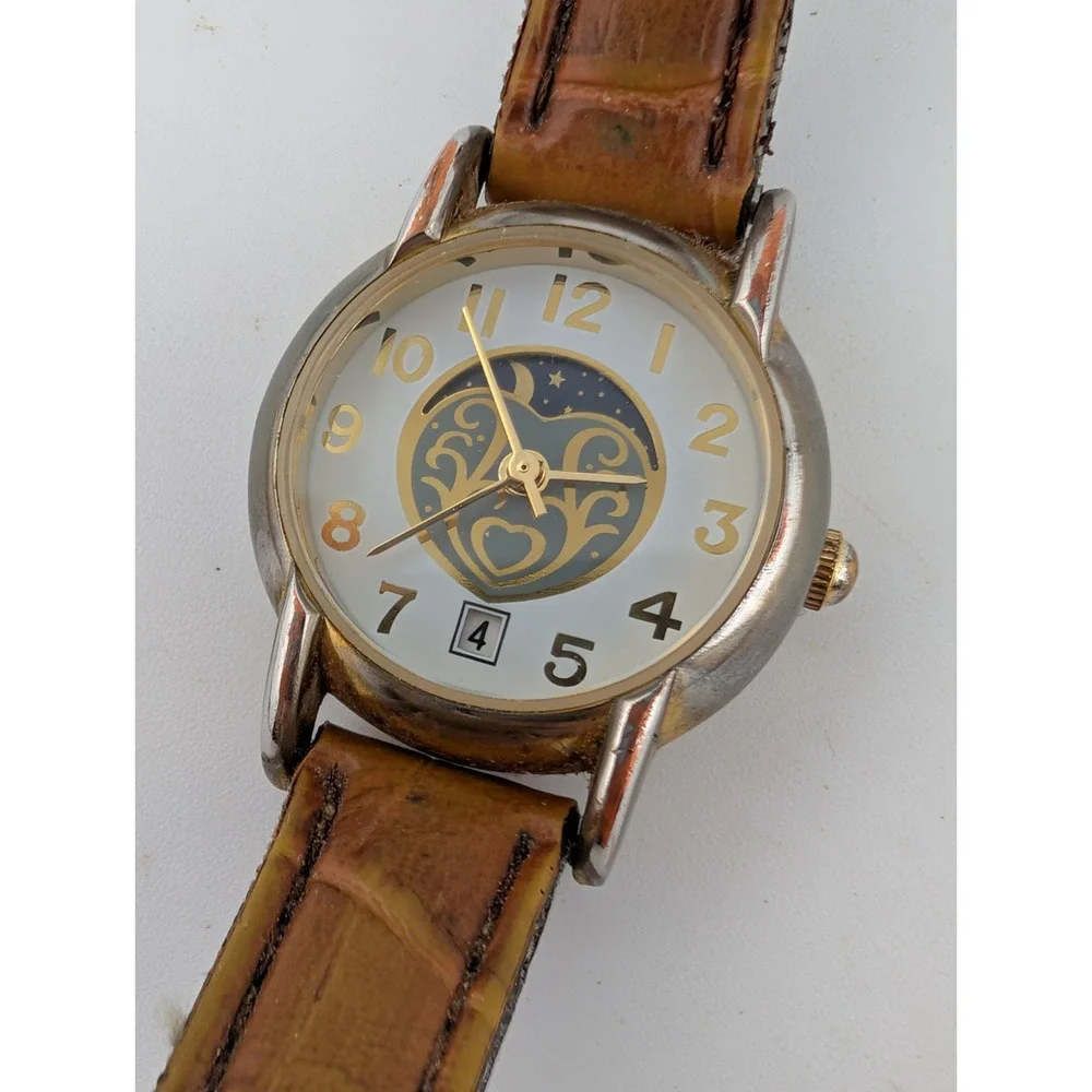 Vintage White Stag Women's Watch 25mm Gold Case Leather Band- New Battery